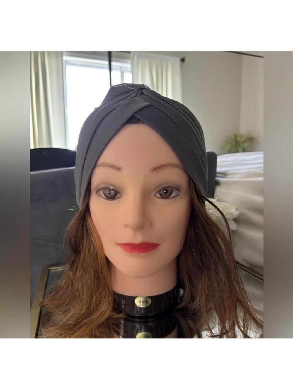 Kitsch turban hat
